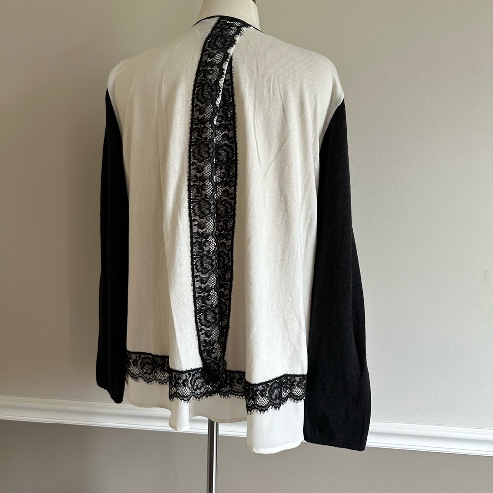 Chico’s CARDIGAN, Size 2, GUC - Picture 2 of 5
